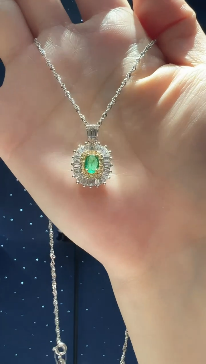 【闪购商品】祖母绿吊坠(赠链)银S925镶嵌56】