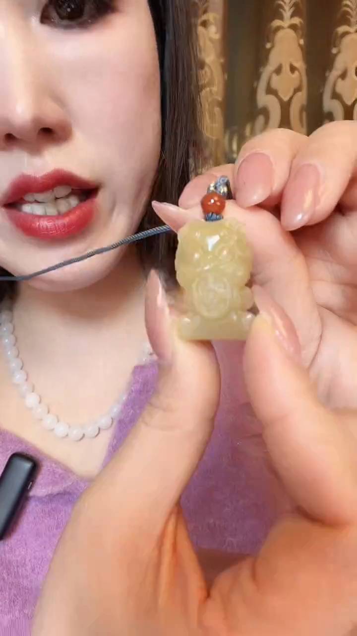 吊坠(不含链)未镶嵌和田玉狮狮如意