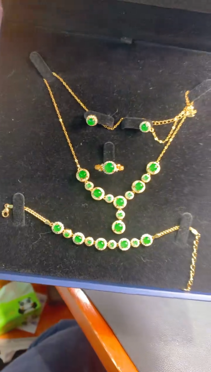 【闪购商品】定制翡翠未镶嵌104多样性发货（发其一）