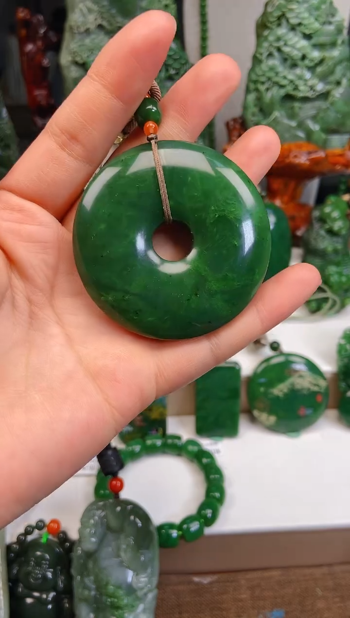 和田玉未镶嵌挂件1