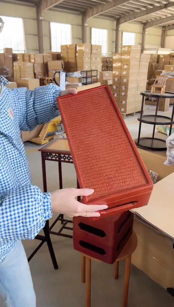 红色山石，微瑕不退换