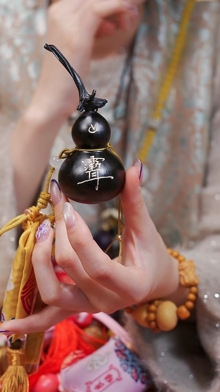 352漆艺工艺小葫芦19.9