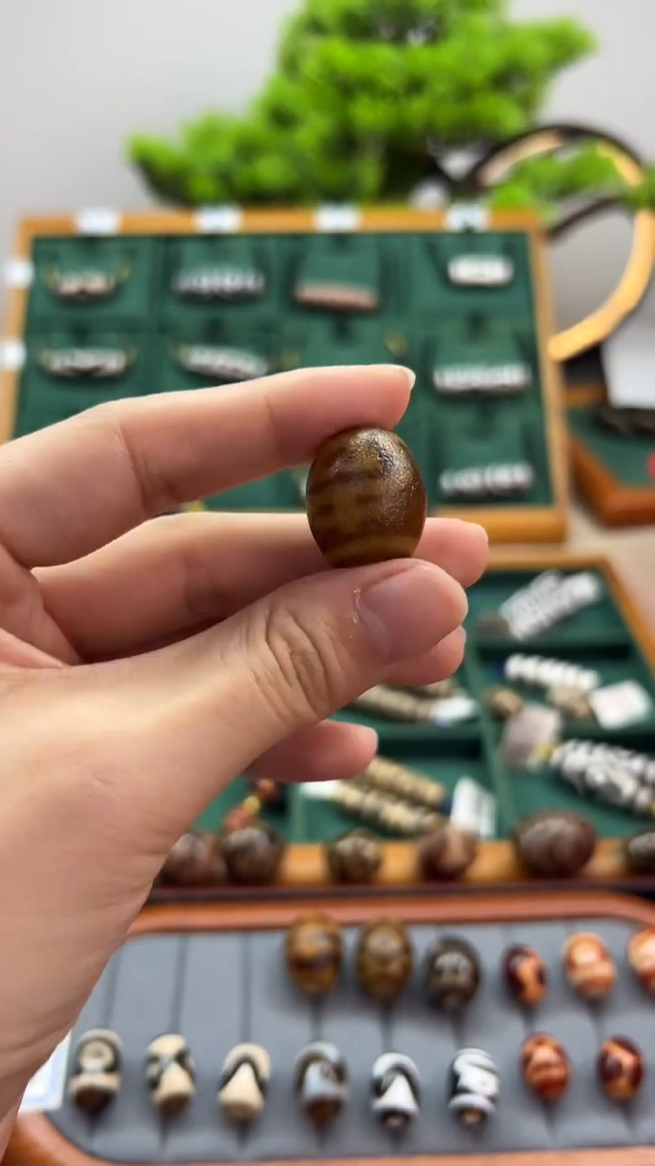 玛瑙/玉髓（覆膜）颈饰未镶嵌5.（微瑕随机发货）