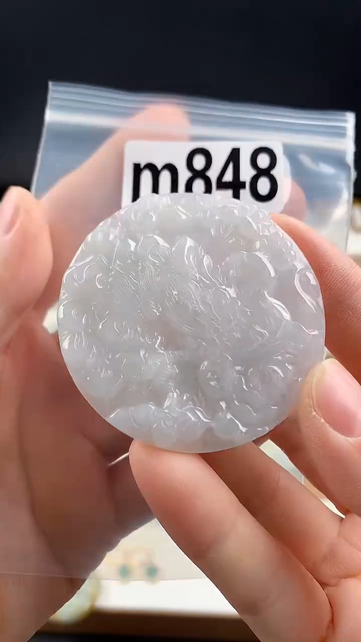 颈饰未镶嵌翡翠天然翡翠吊坠挂件