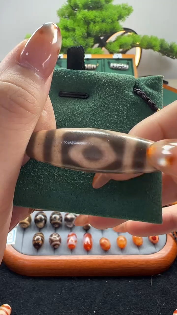 玛瑙/玉髓（覆膜）颈饰未镶嵌31.（微瑕随机发货）