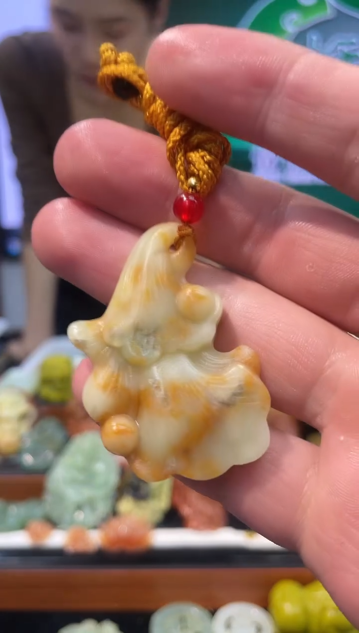 【闪购商品】岫玉吊坠未镶嵌·