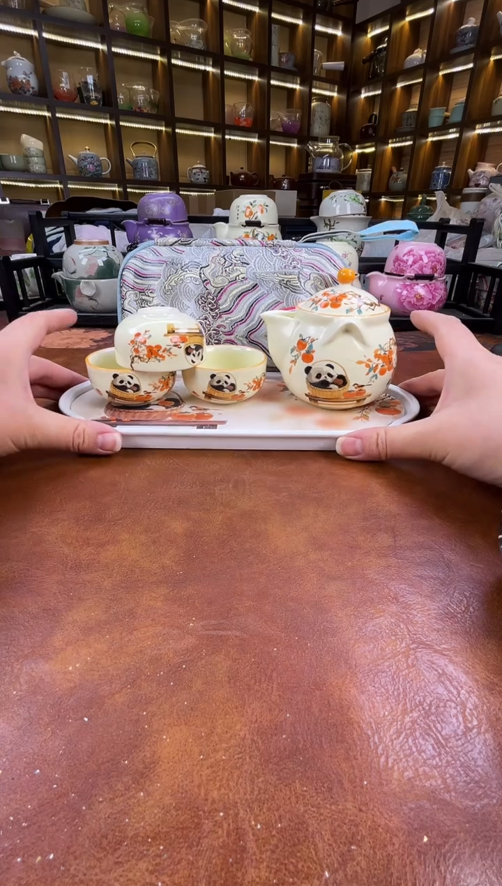 .新款熊猫宝瓶旅行套装+熊猫盘