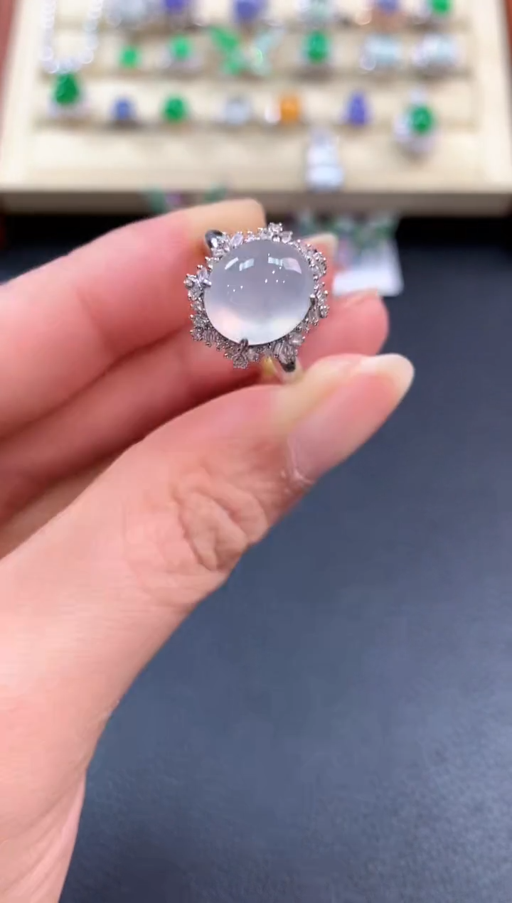 【闪购商品】翡翠戒指18K金镶嵌b198不退换