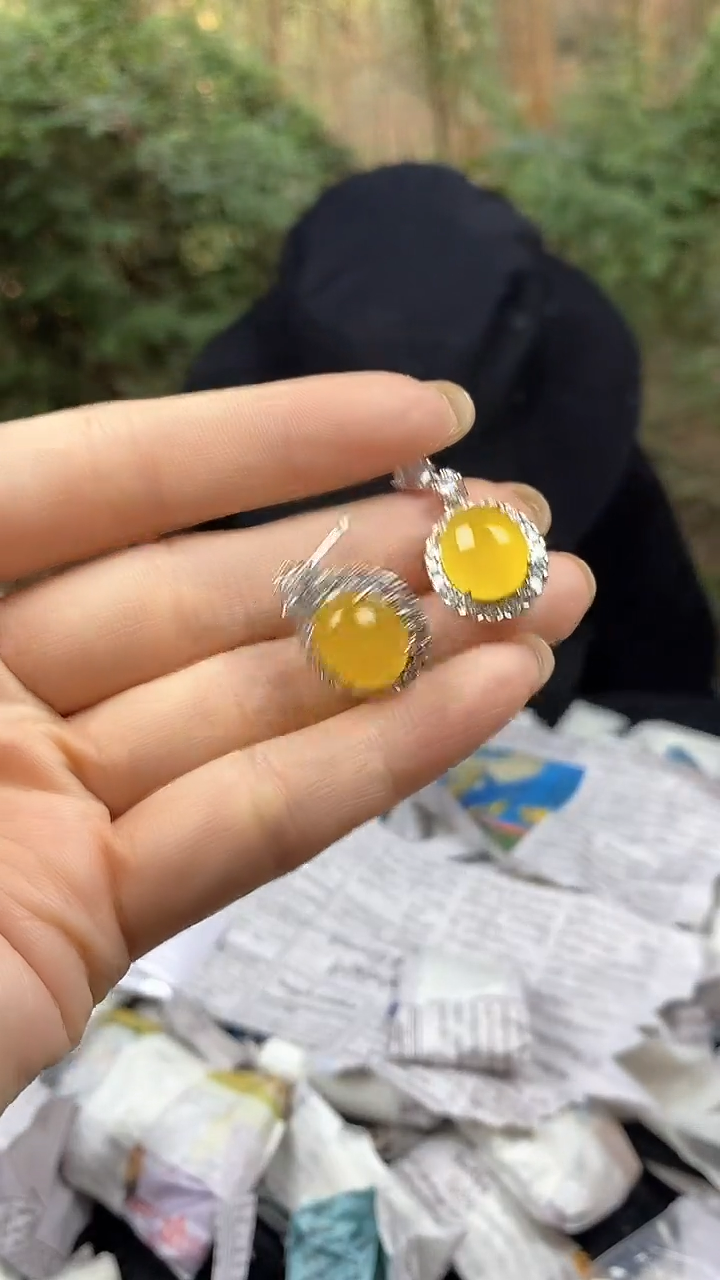 满色吊坠 所见即所得！！