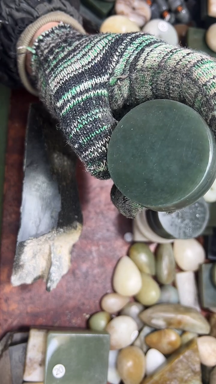 未镶嵌和田玉珠宝半成品东**晓1