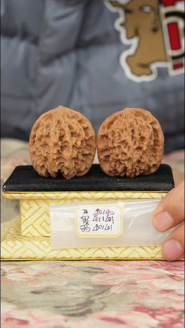【闪购商品】文玩核桃把件非嫁接马老四