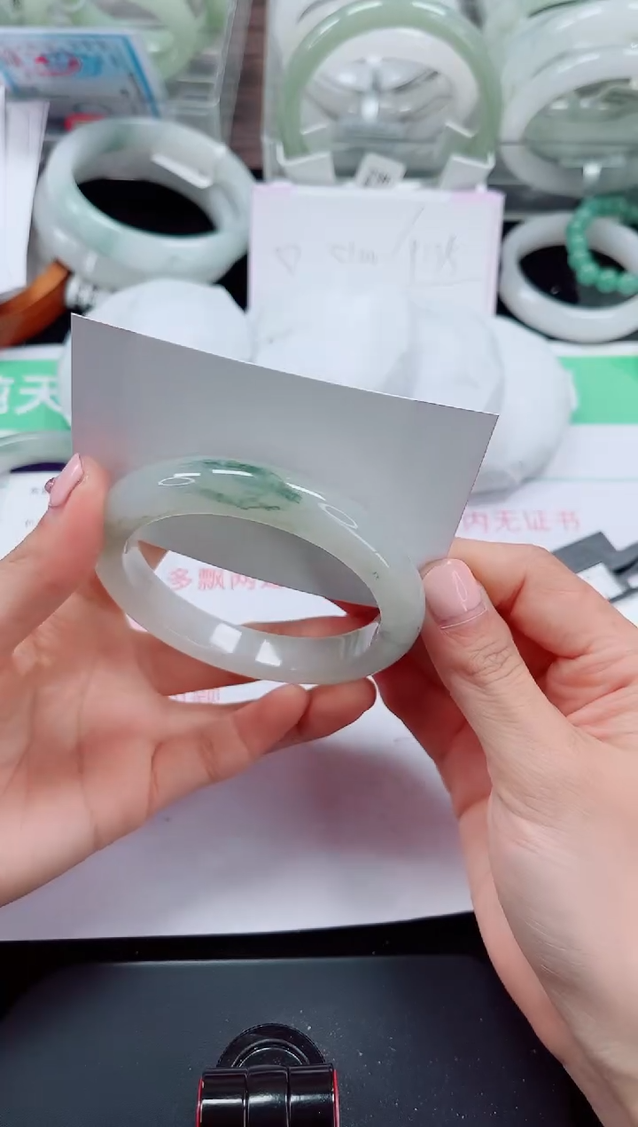 未镶嵌手镯石英质玉139-59/60