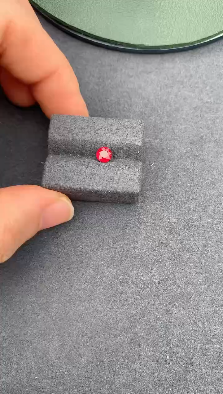 【闪购商品】红宝石裸石未镶嵌59分无烧鸽血红