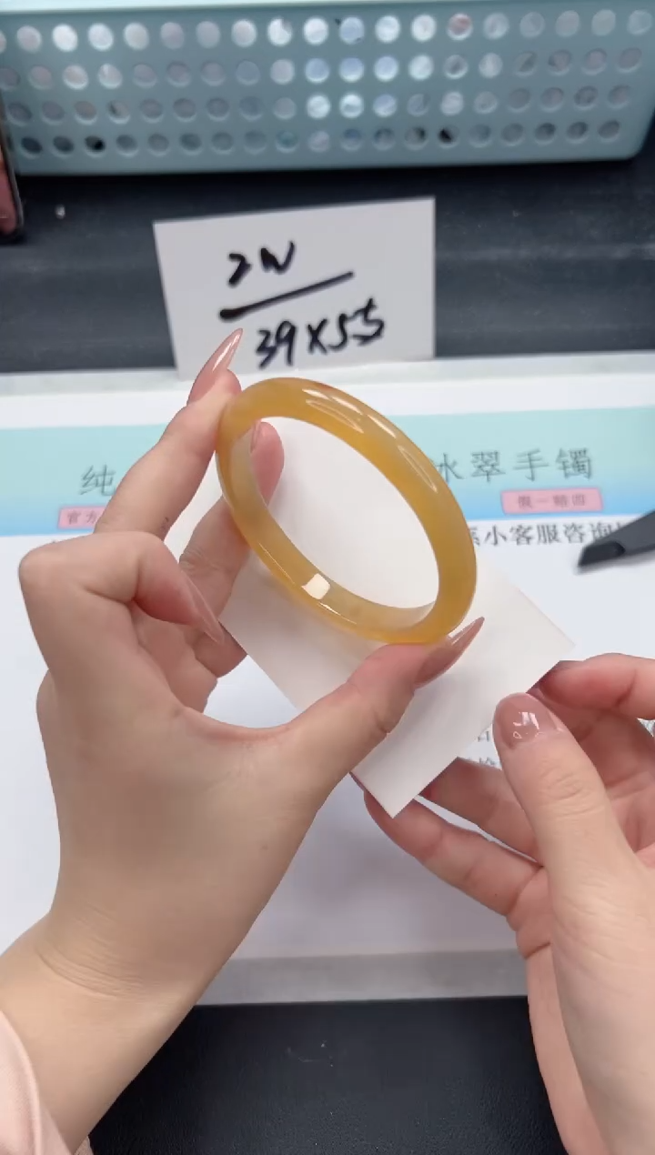 【闪购商品】石英质玉手镯未镶嵌A100-58