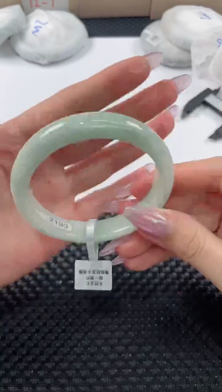 未镶嵌手镯翡翠基地发货H4100  60+