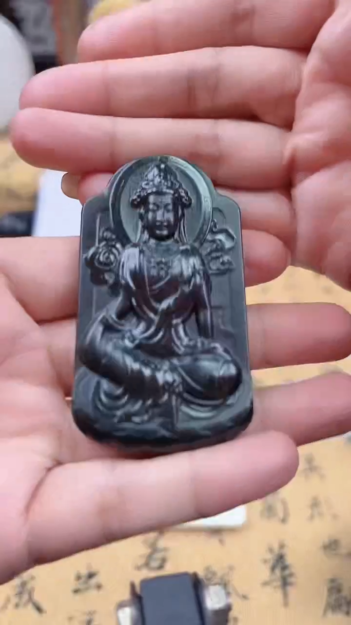 【闪购商品】和田玉颈饰未镶嵌和田玉塔青观音