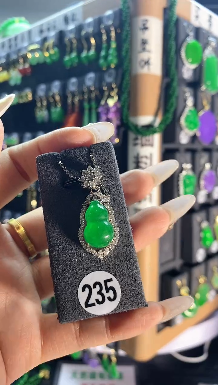 【闪购商品】翡翠颈饰银S925镶嵌235..