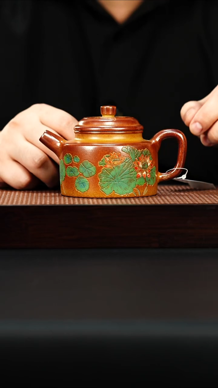 茶壶紫砂宜兴紫砂 荷叶德钟 黄金段火云烧 梅付春 h107