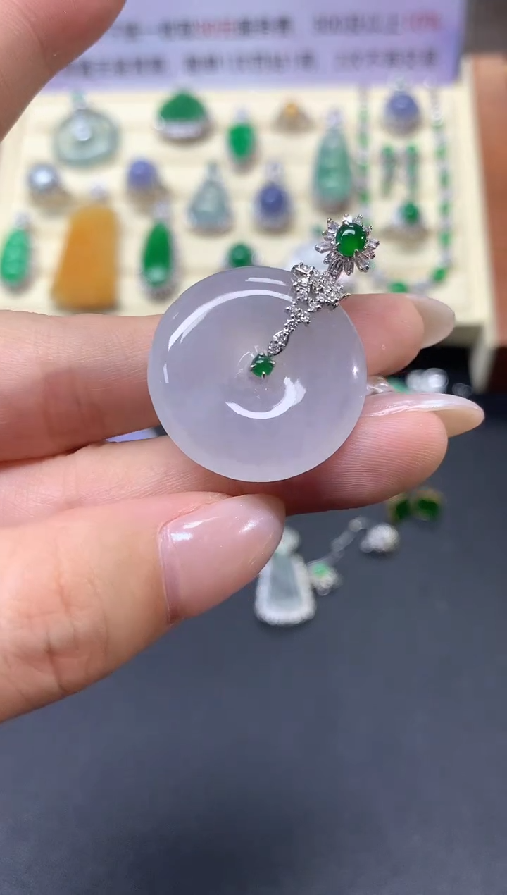 【闪购商品】翡翠吊坠(不含链)18K金镶嵌吊坠|4150+415