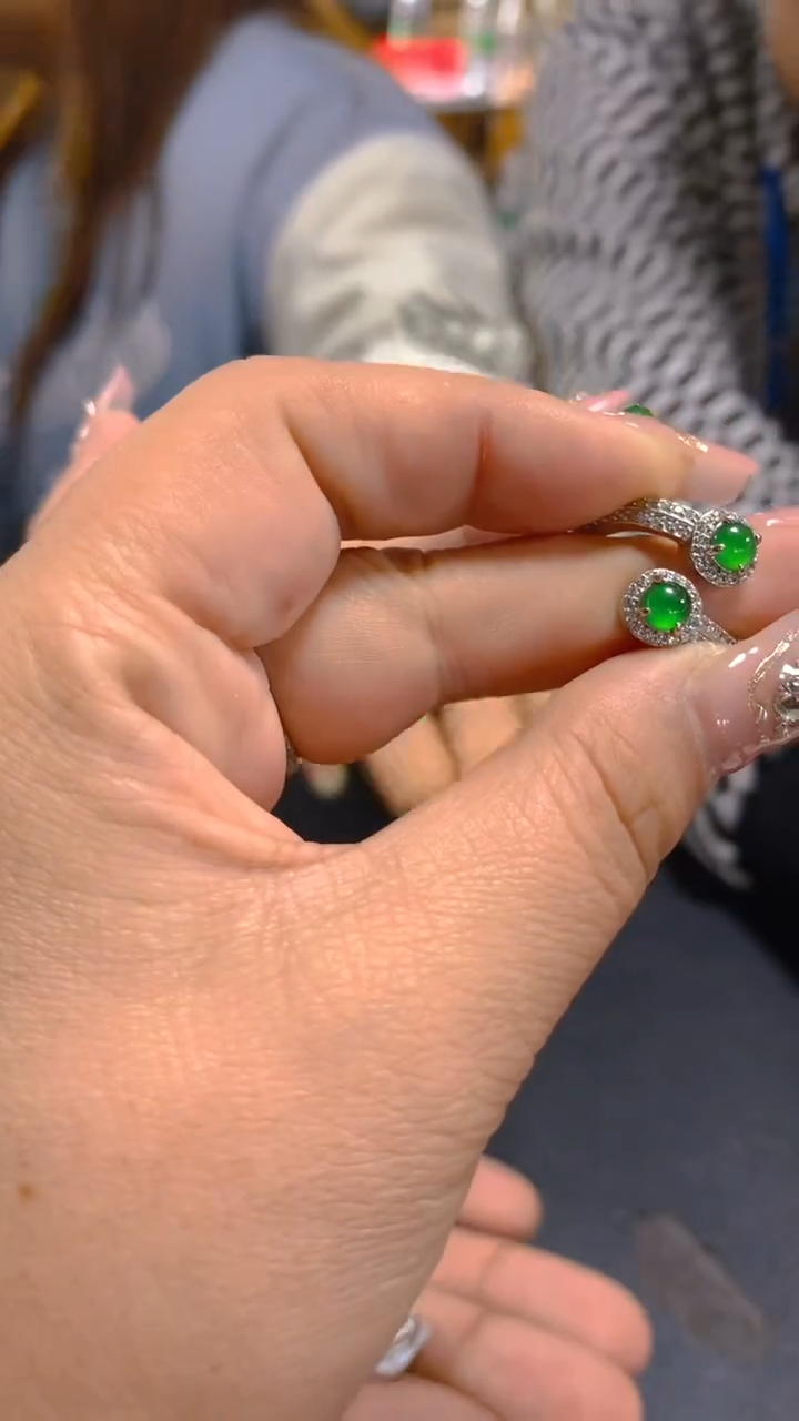 【闪购商品】翡翠戒指未镶嵌0917101031