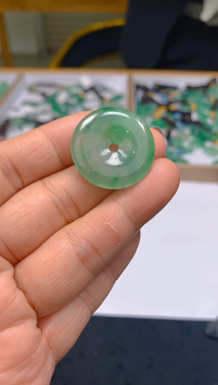 【闪购商品】石英质玉颈饰未镶嵌冰美人非洲翠3058