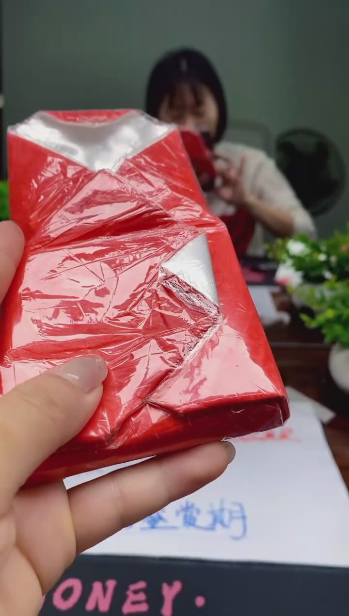 翡翠未镶嵌手镯天然A货翡翠需包容瑕疵，介意慎拍