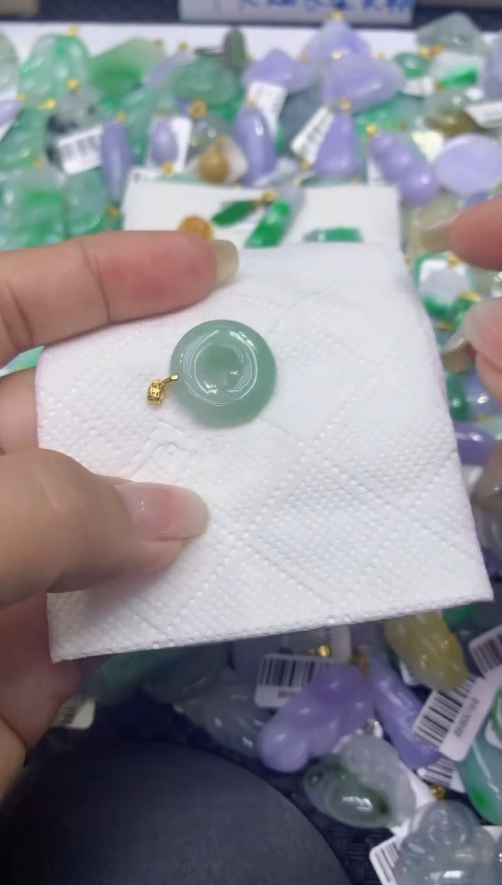 颈饰未镶嵌翡翠天然缅甸A货翡翠