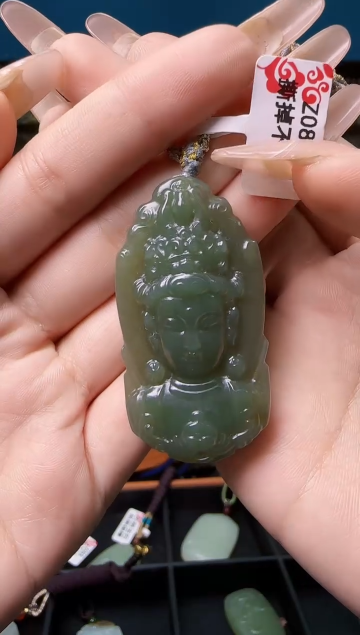 颈饰未镶嵌和田玉多样性发一