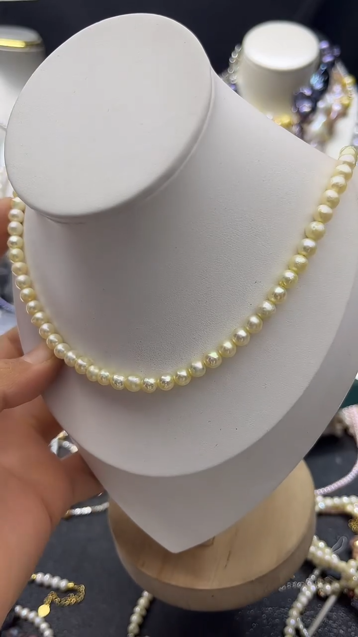 颈饰未镶嵌淡水珍珠多人