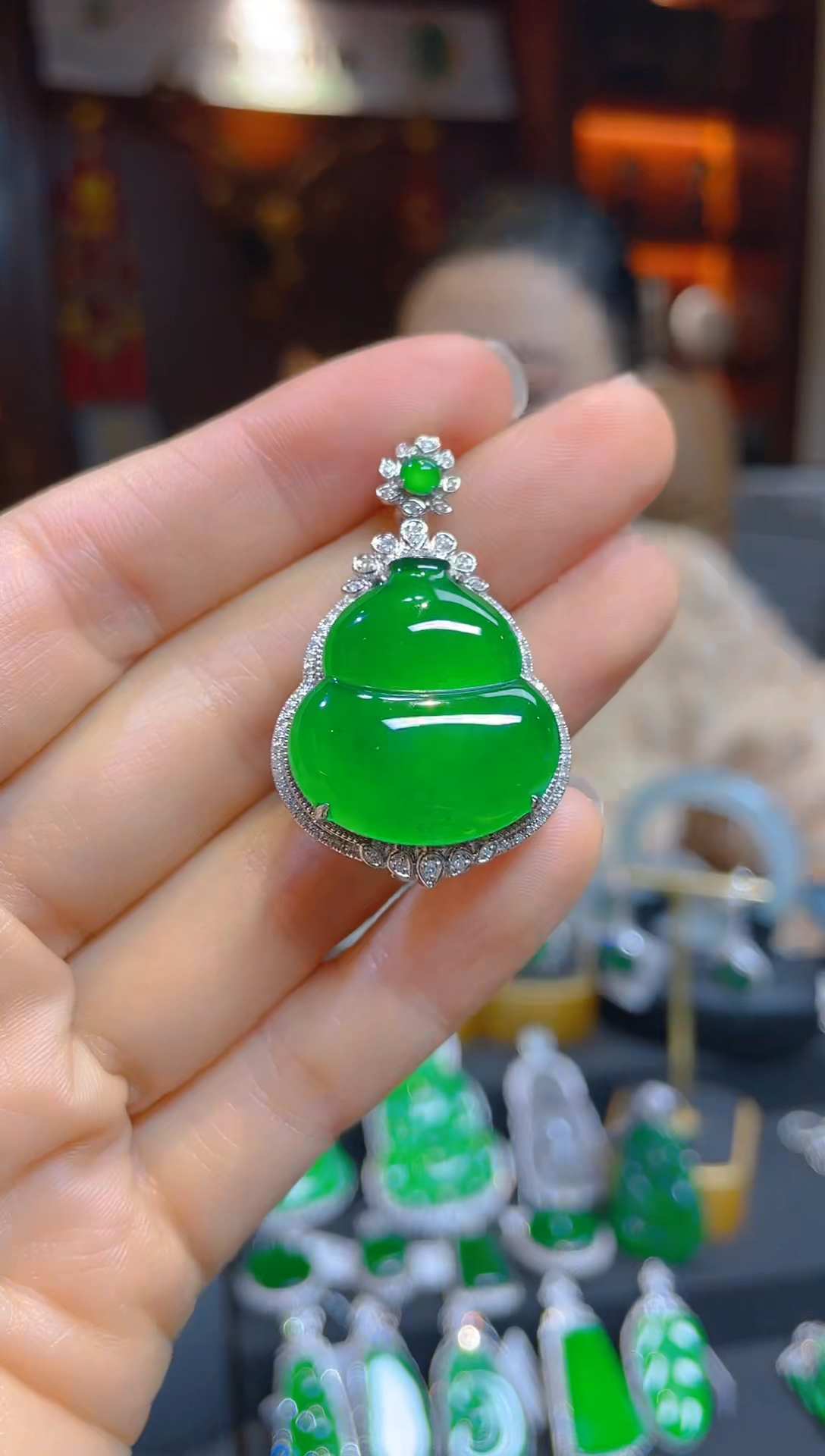 【闪购商品】翡翠颈饰18K金镶嵌115901天然A货翡翠葫芦吊坠