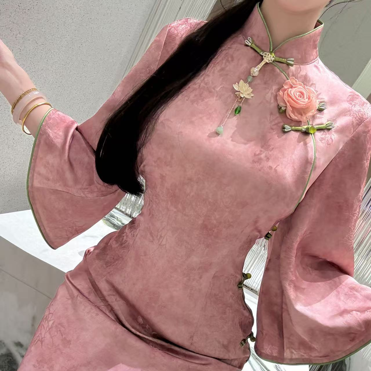 LHMknk1画报夫人原创自制纯色温柔倒大袖国风新中式旗袍 脂粉江南