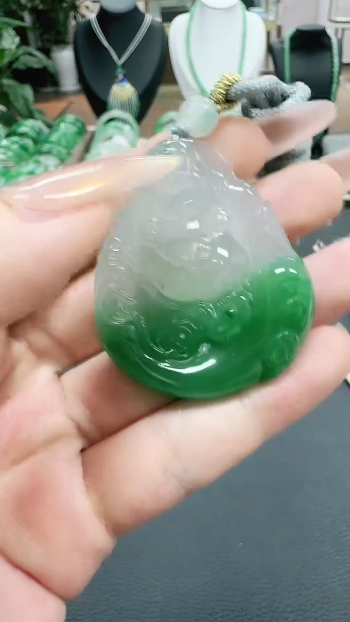 未镶嵌1石英质玉（非洲翠）/6575