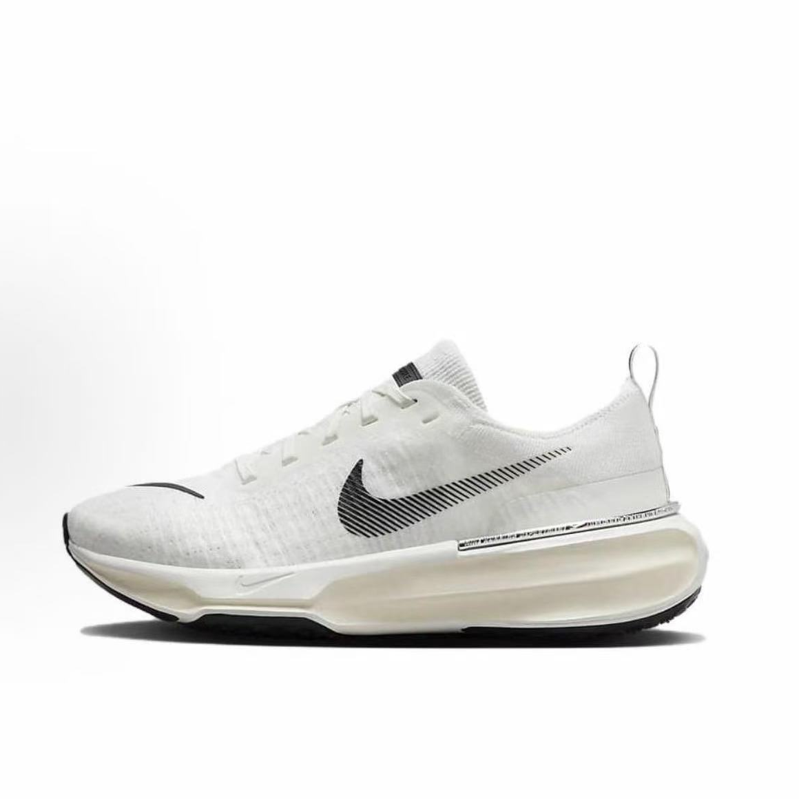 NIKE/耐克Invincible 3 舒适 低帮 训练跑步鞋 女款 DR2660102*JX