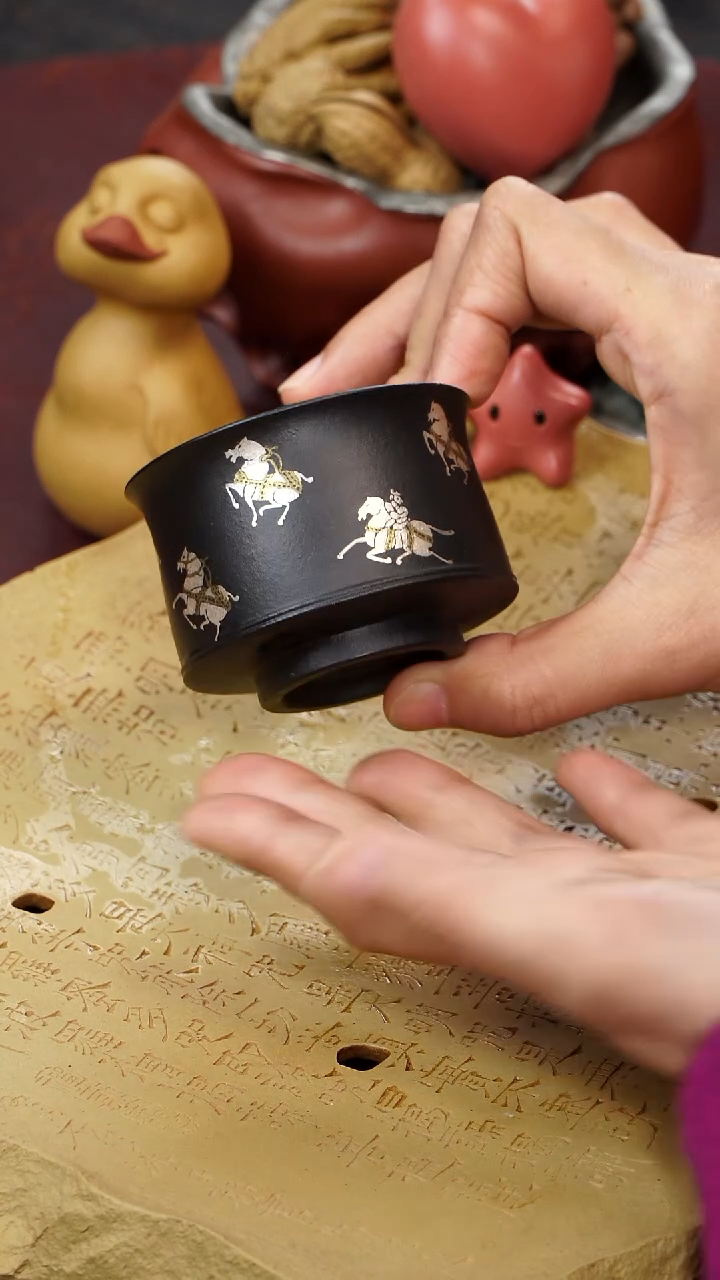 茶壶紫砂朱泥捂灰描银主人杯