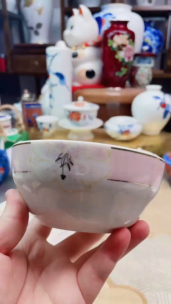 【闪购商品】盘蝴蝶夫人碗一一一