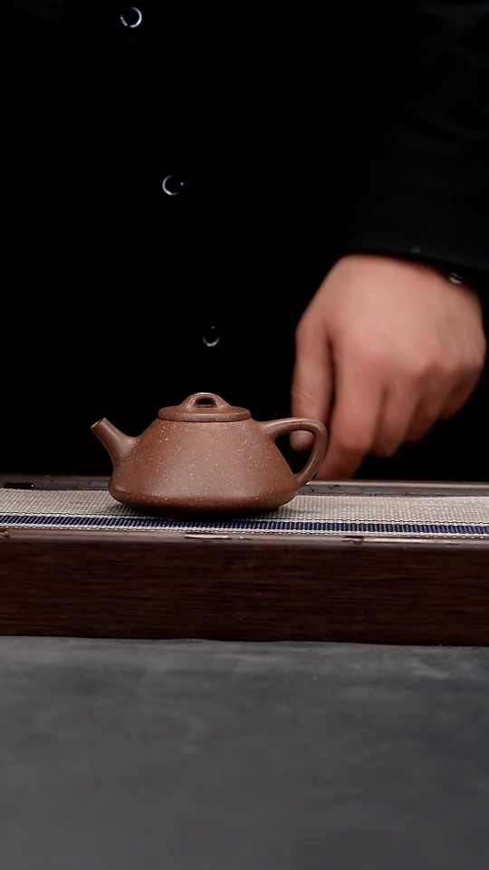 【闪购商品】紫砂茶壶紫玉金砂全手子冶石瓢