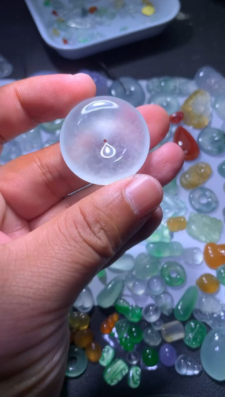 【闪购商品】翡翠颈饰未镶嵌平安扣