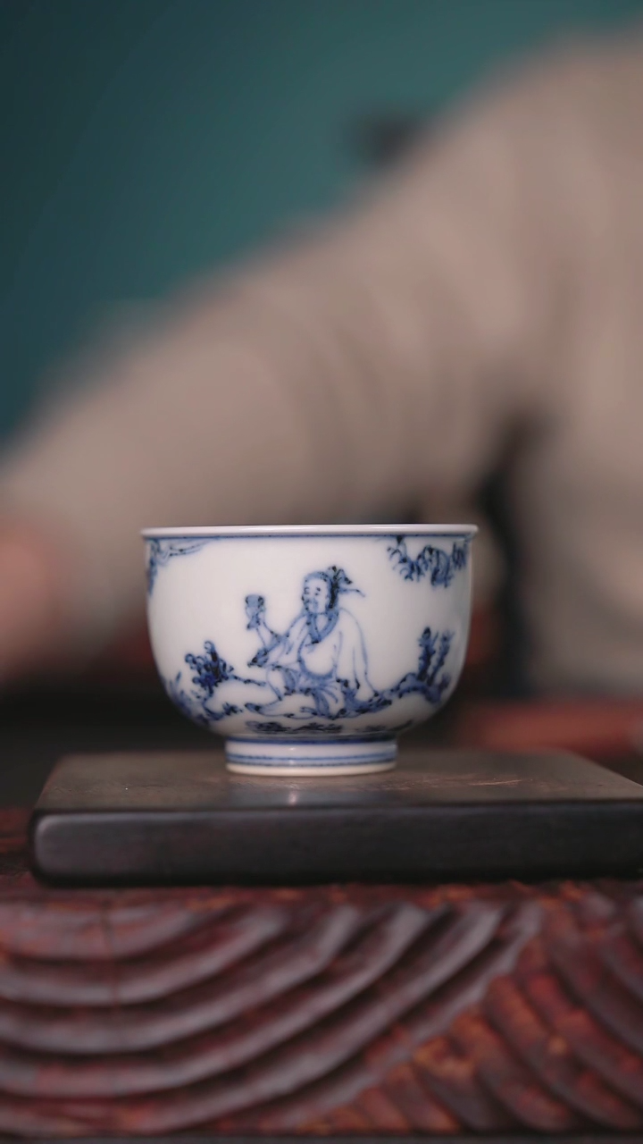 【闪购商品】且斋格古爱莲主人杯