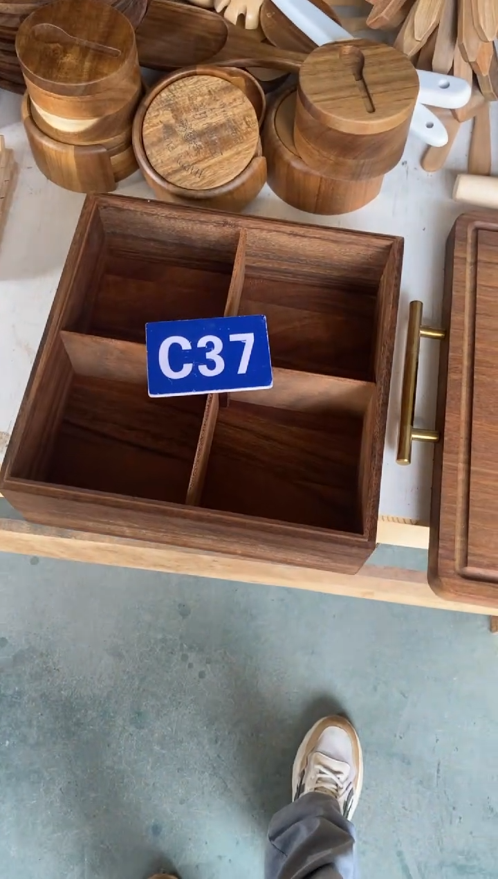木闪购2025/8/1 C37瑕疵品