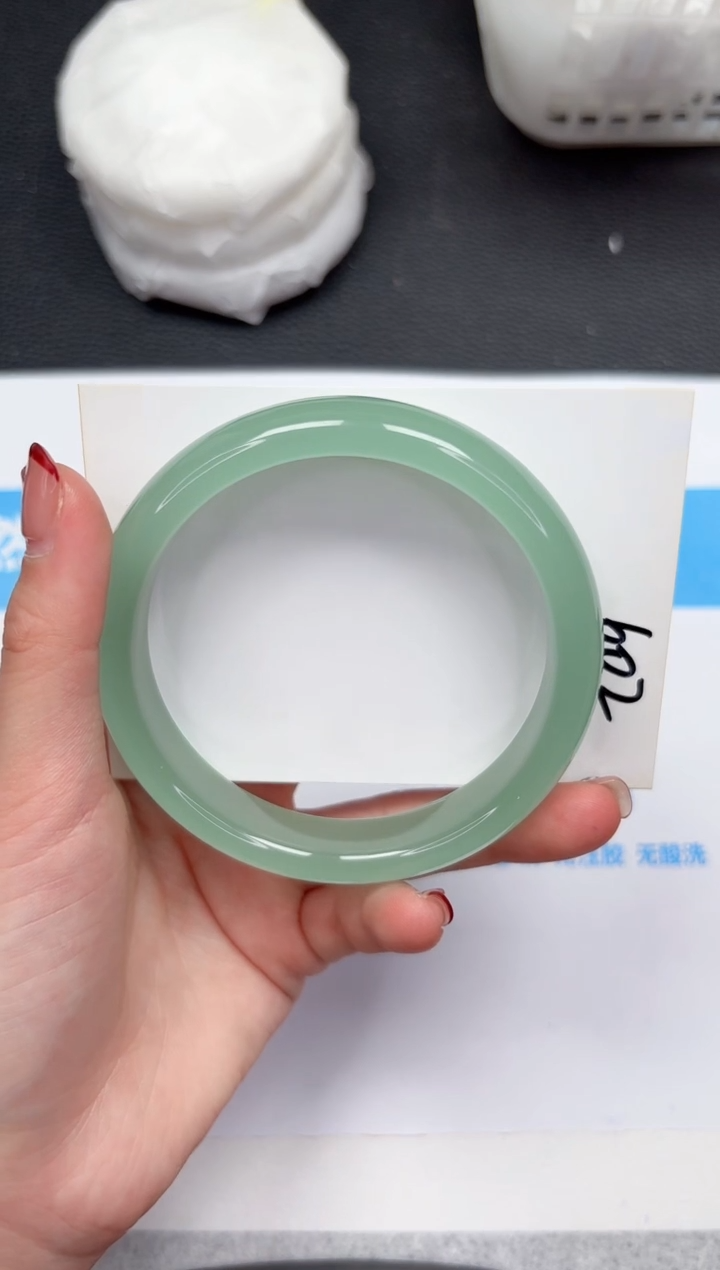 【闪购商品】石英质玉手镯未镶嵌602-64