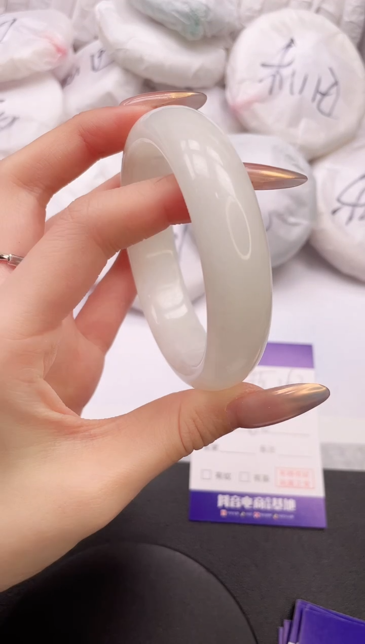 【闪购商品】和田玉手镯未镶嵌30K263-59