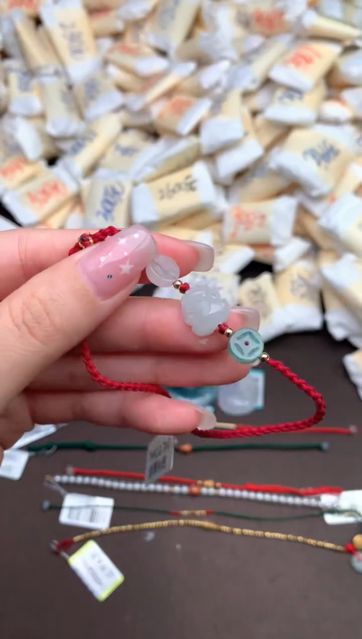 【闪购商品】翡翠手绳未镶嵌—