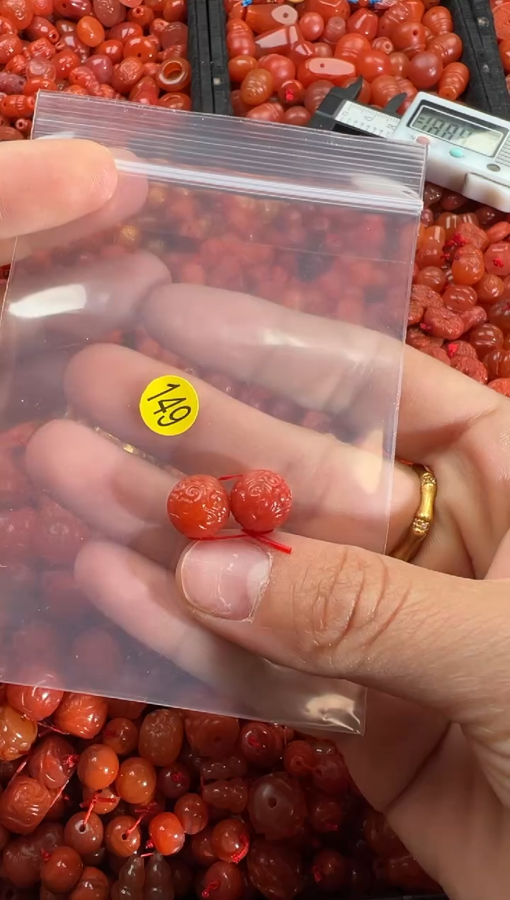 【闪购商品】南红玛瑙颈饰未镶嵌1