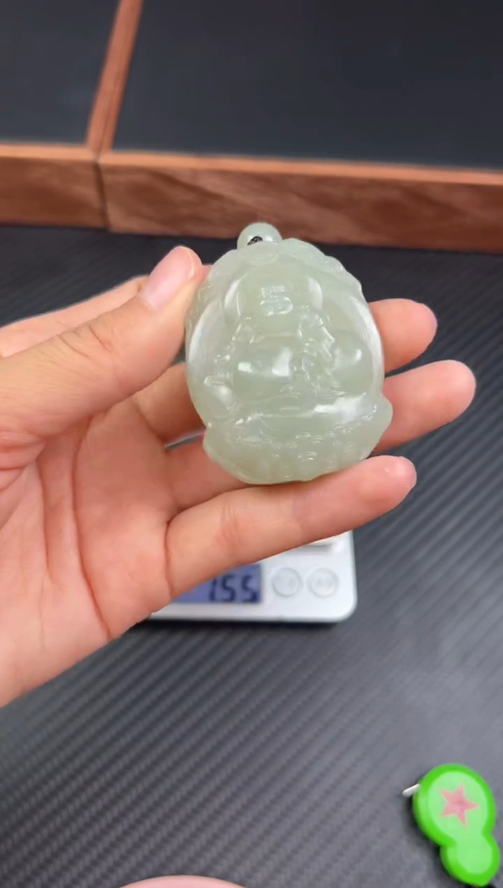 【闪购商品】和田玉把件未镶嵌且末微色差近矿J