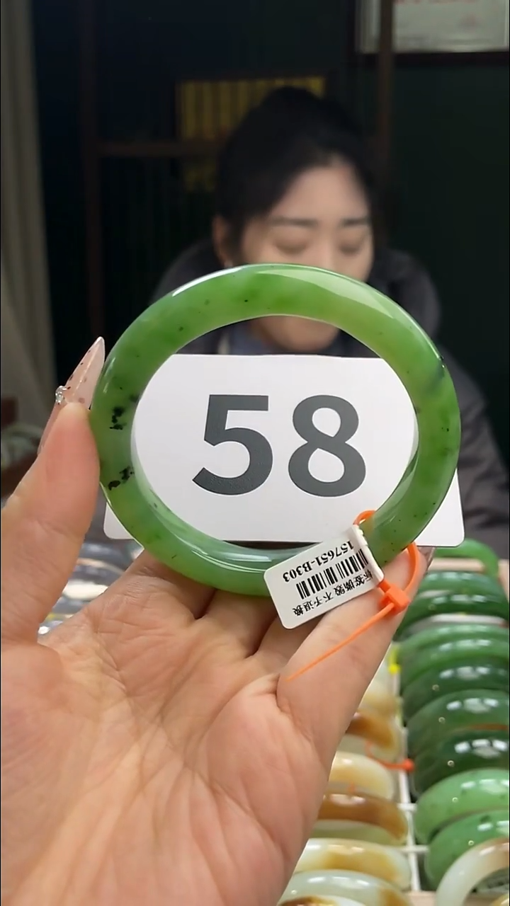 定制和田玉和田玉手镯