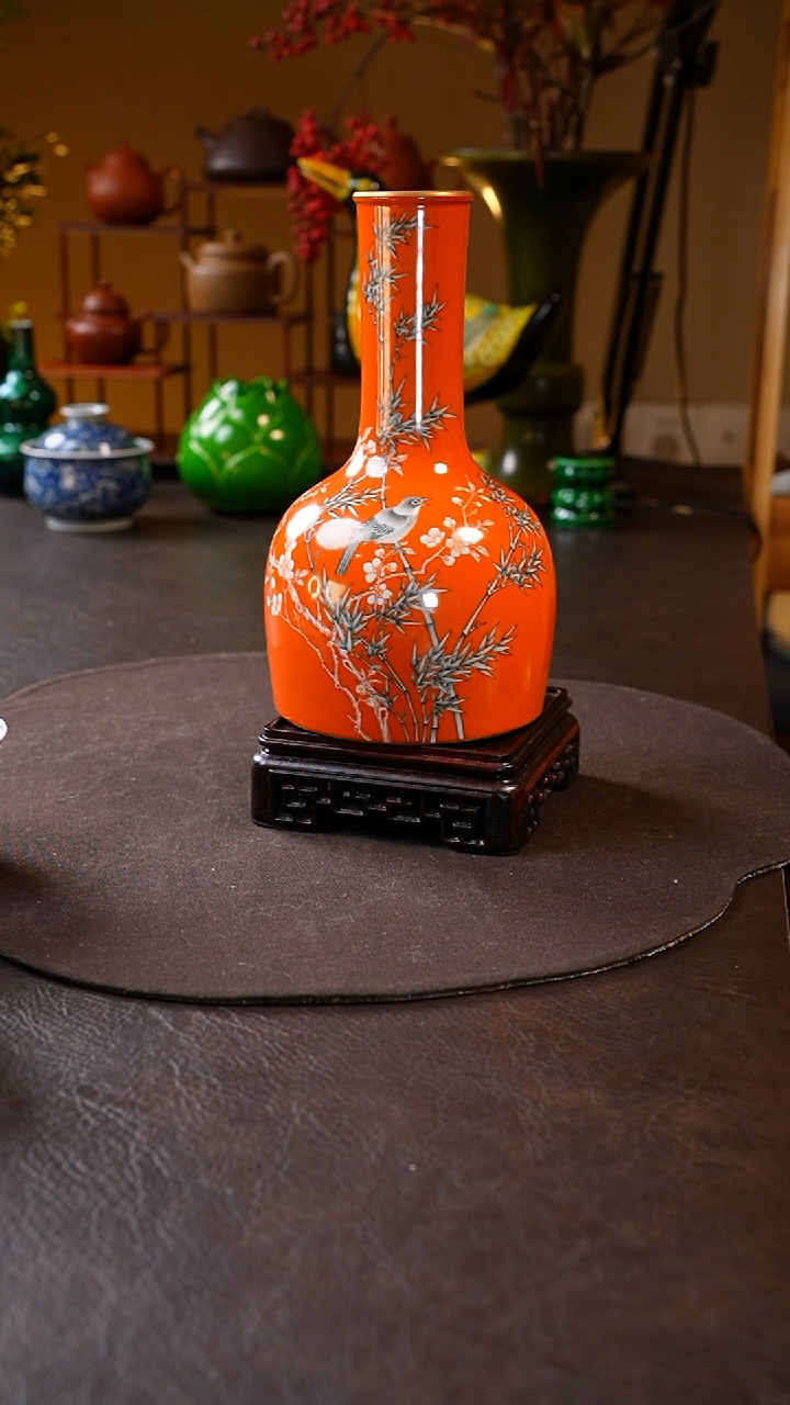 【闪购商品】矾红花鸟摇铃尊花瓶