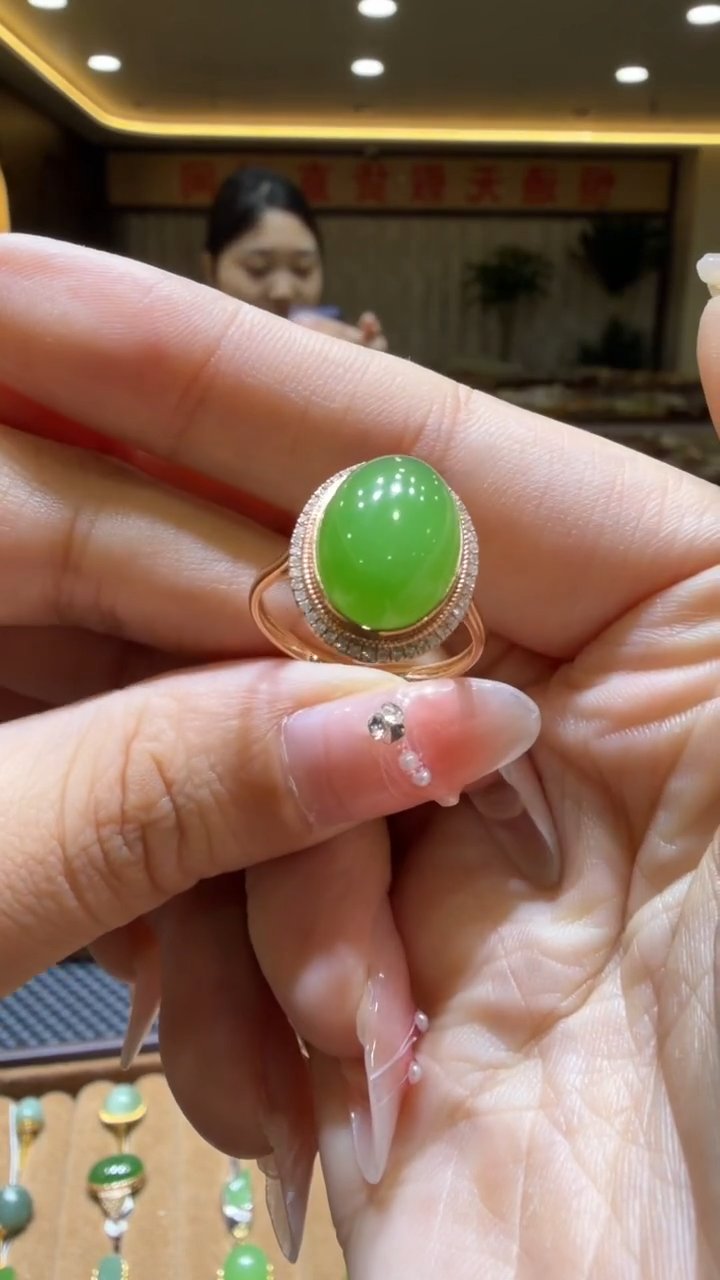 颈饰18K金镶嵌和田玉戒指备注圈口11-19