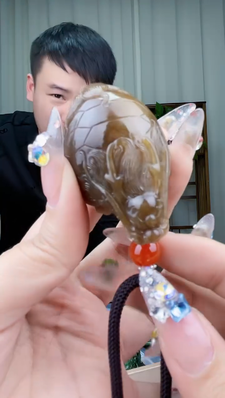 【闪购商品】和田玉挂件未镶嵌拍一发一，多样性发货！