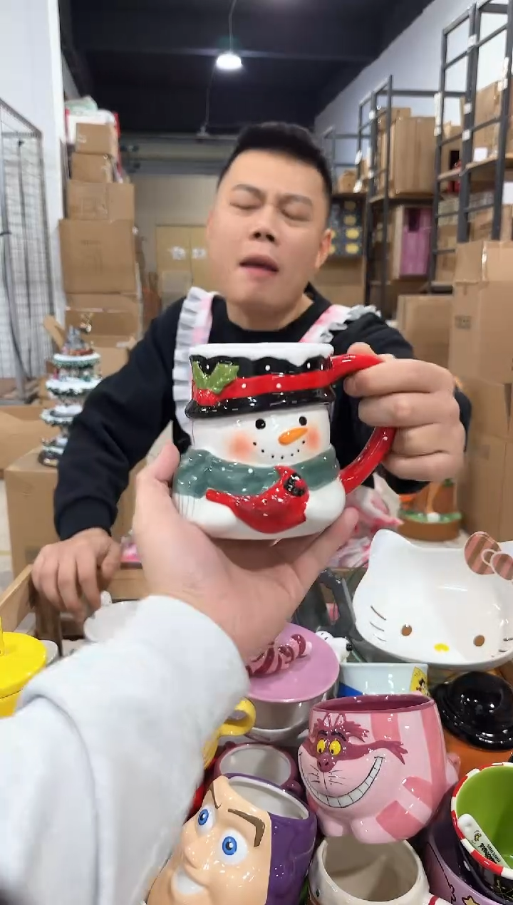 瓷片雪人半身杯 