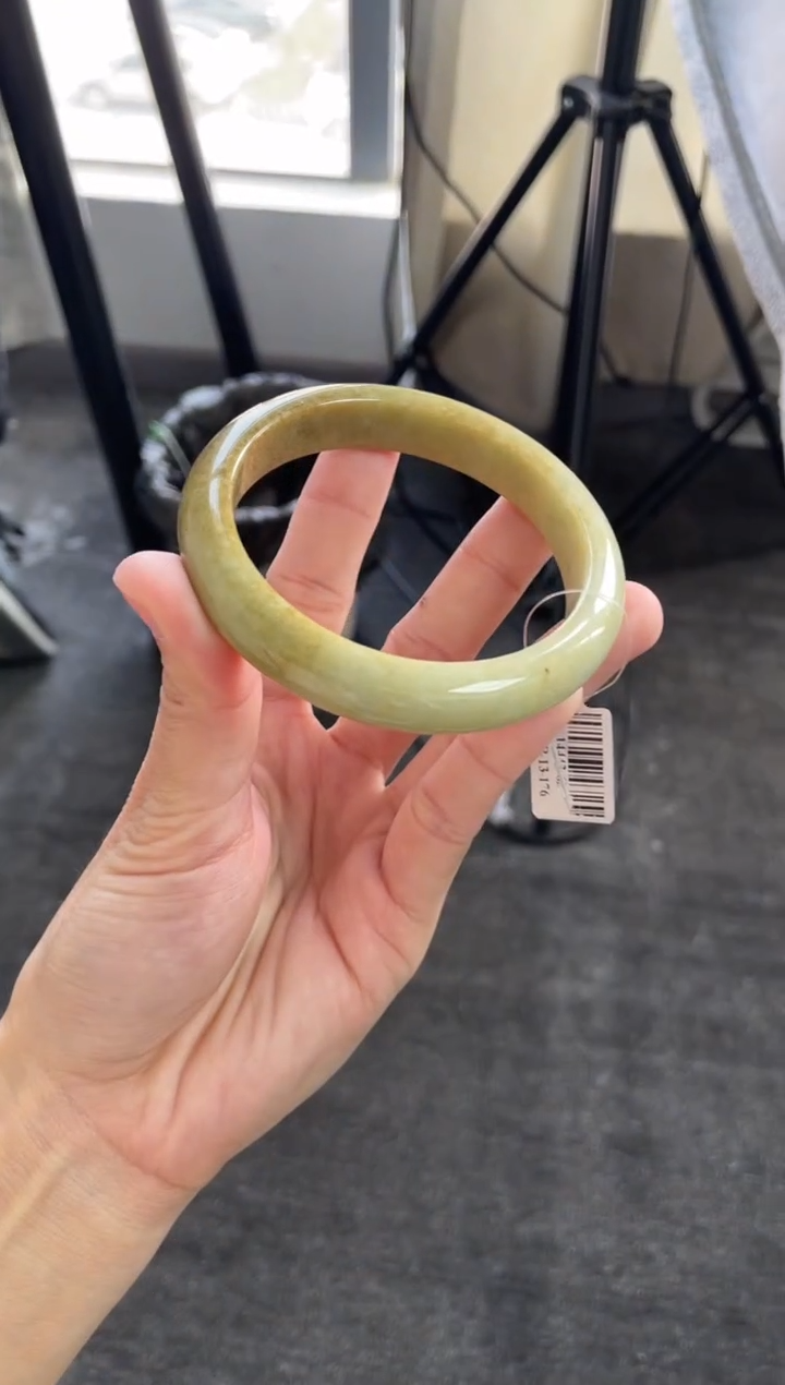 【闪购商品】翡翠手镯未镶嵌手镯